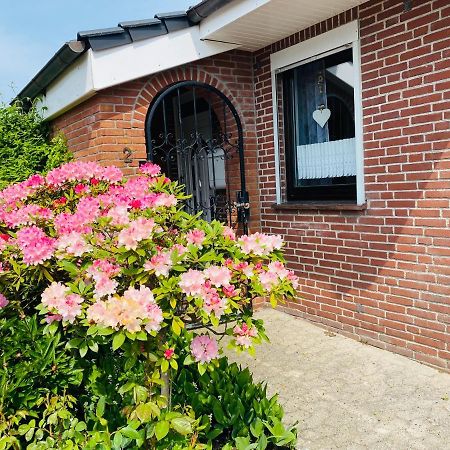 Ferienhaus An Der Kueste Im Luftkurort Hage Villa Exterior photo