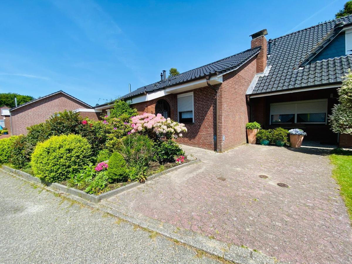 Ferienhaus An Der Kueste Im Luftkurort Hage Villa Exterior photo